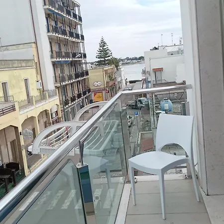 Monti בית הארחה פורטו צ'זראו