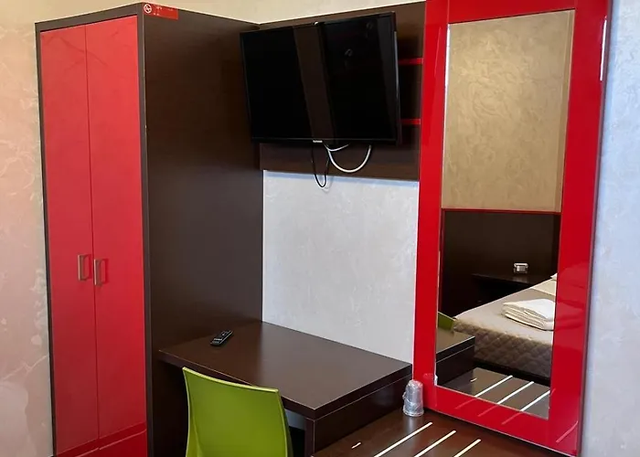 Monti * פורטו צ'זראו