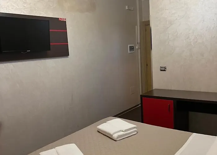 Monti בית הארחה פורטו צ'זראו